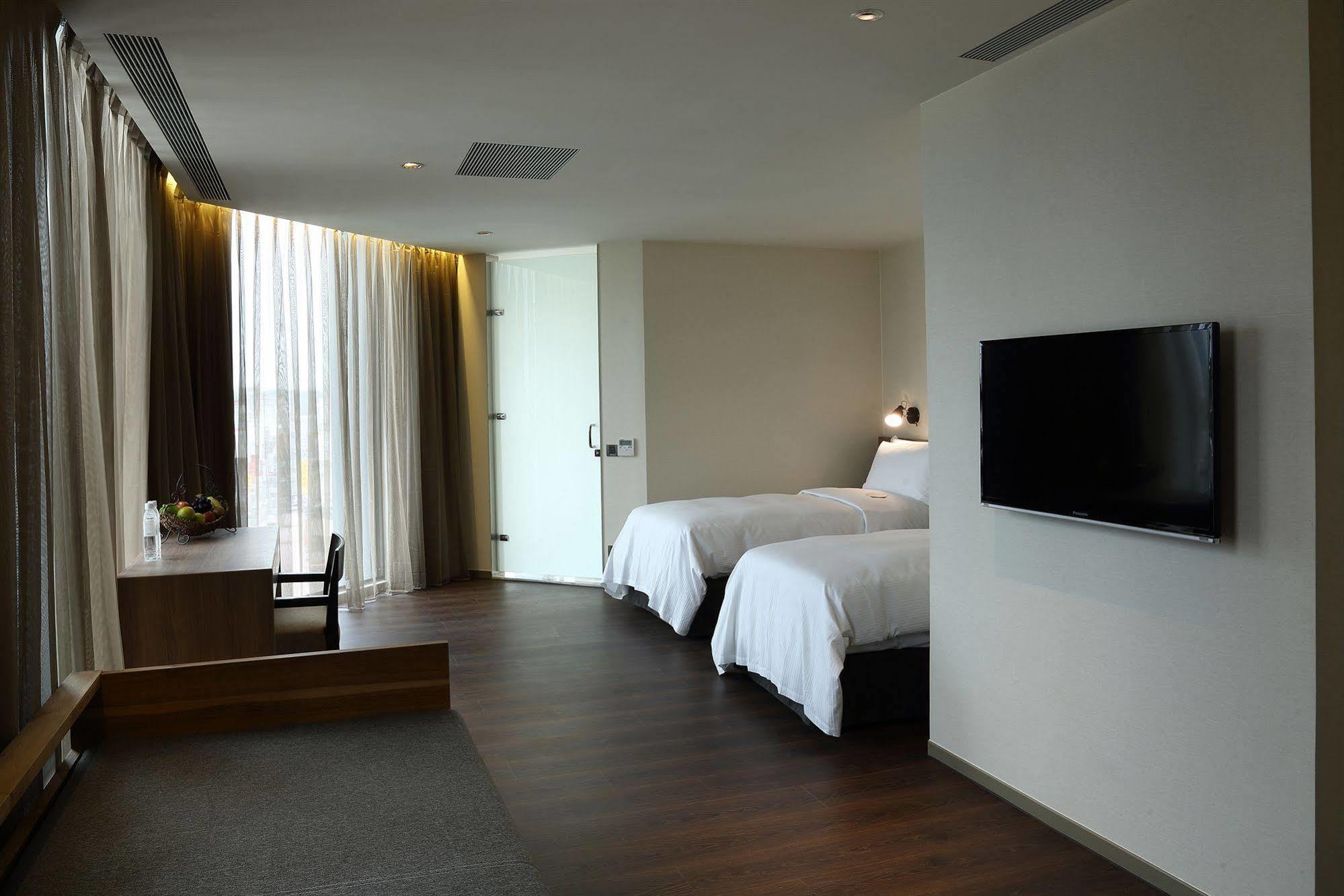 Just Sleep Hualien Zhongzheng Hotel Luaran gambar